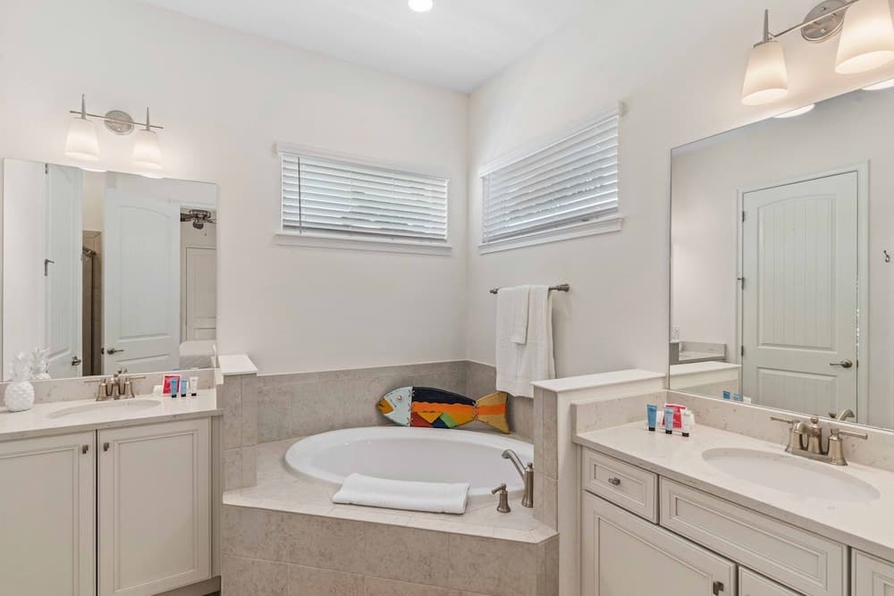 Shaker Sanctuary - Image 28