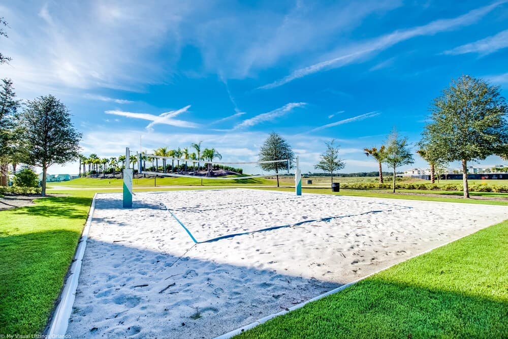 Knee Deep Haven - Image 3