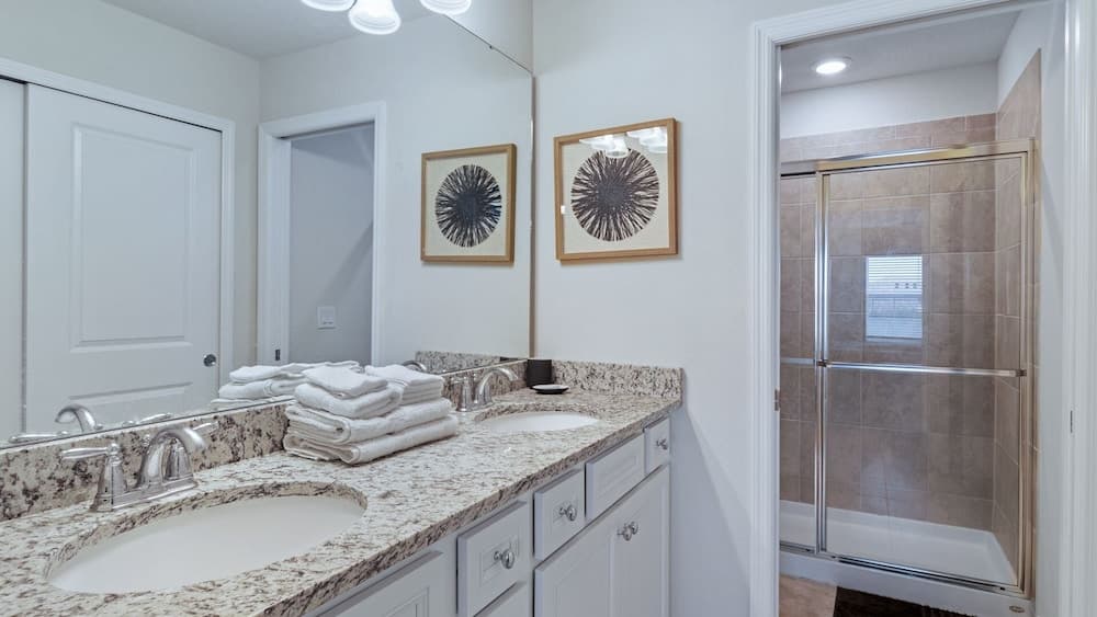 Paradise Landing - Image 21