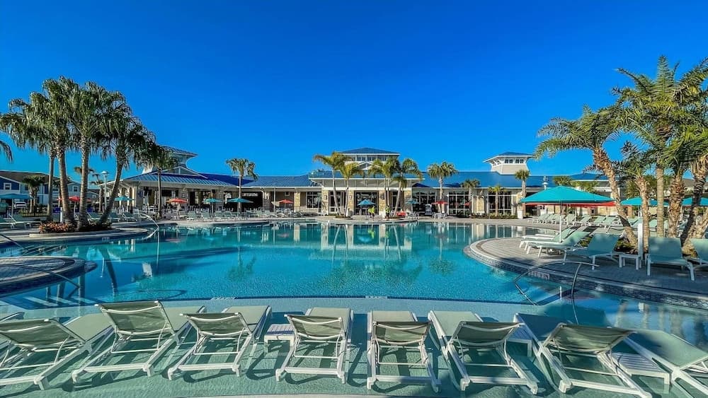 Paradise Landing - Image 33