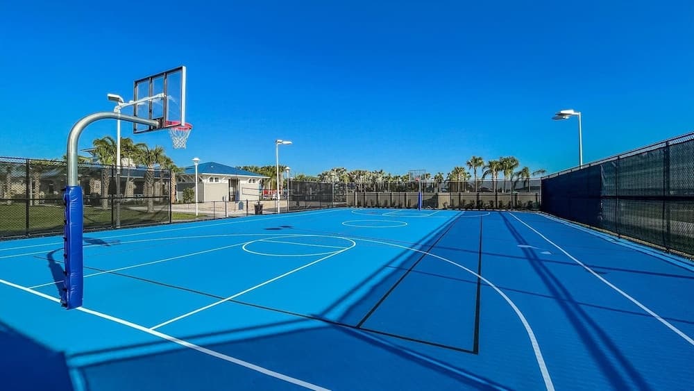 Paradise Landing - Image 37