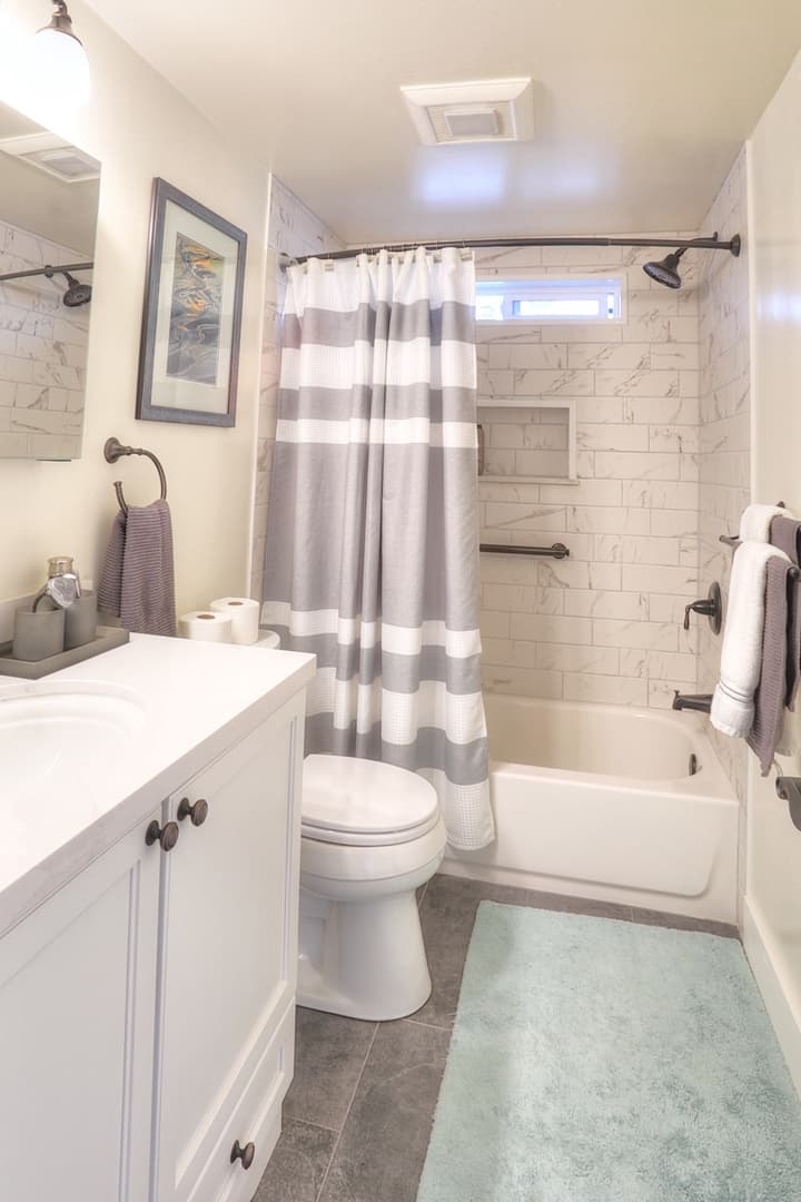 Quiet Country Cottage - Image 23