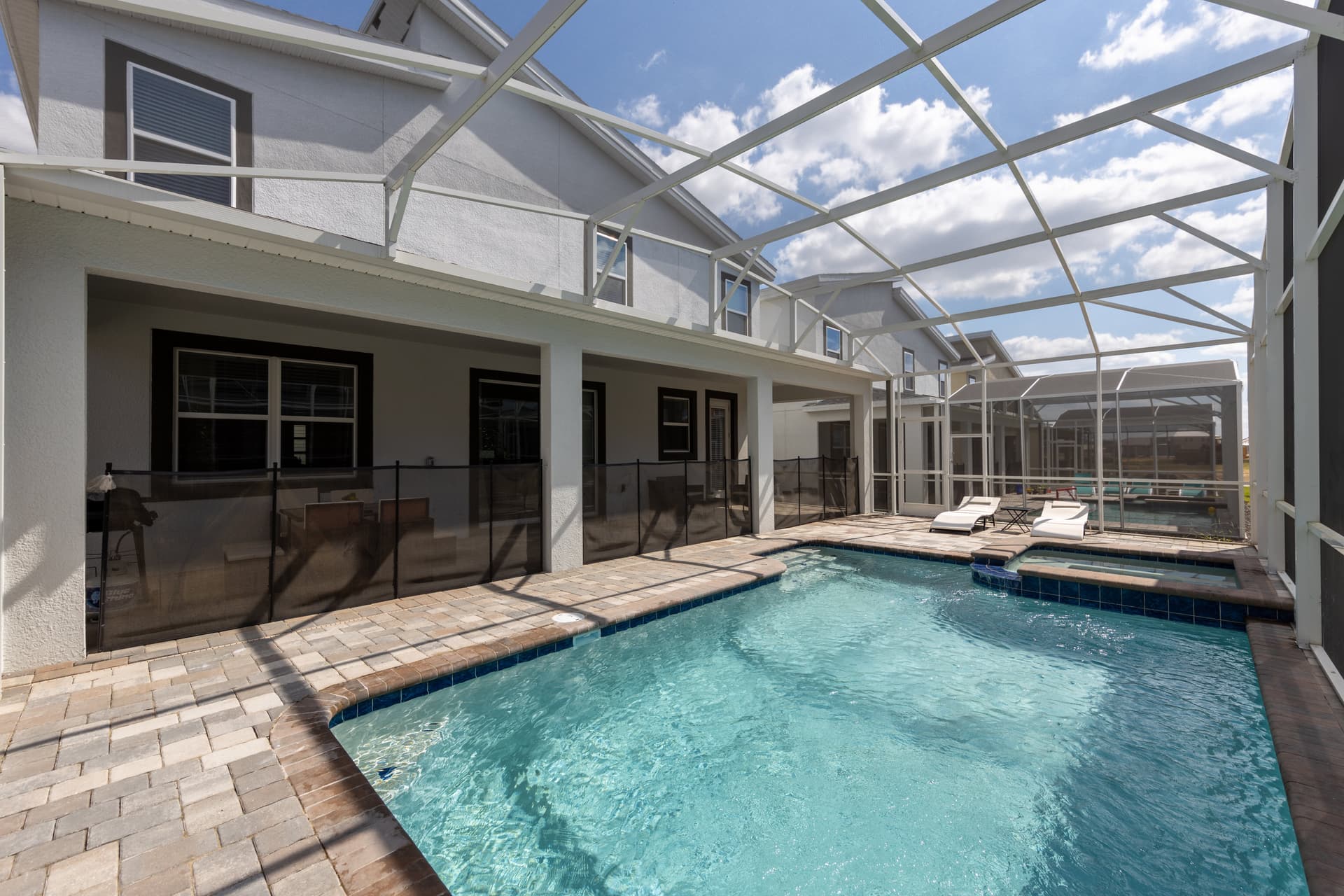 Modern Retreat at Champions Gate - Image 2