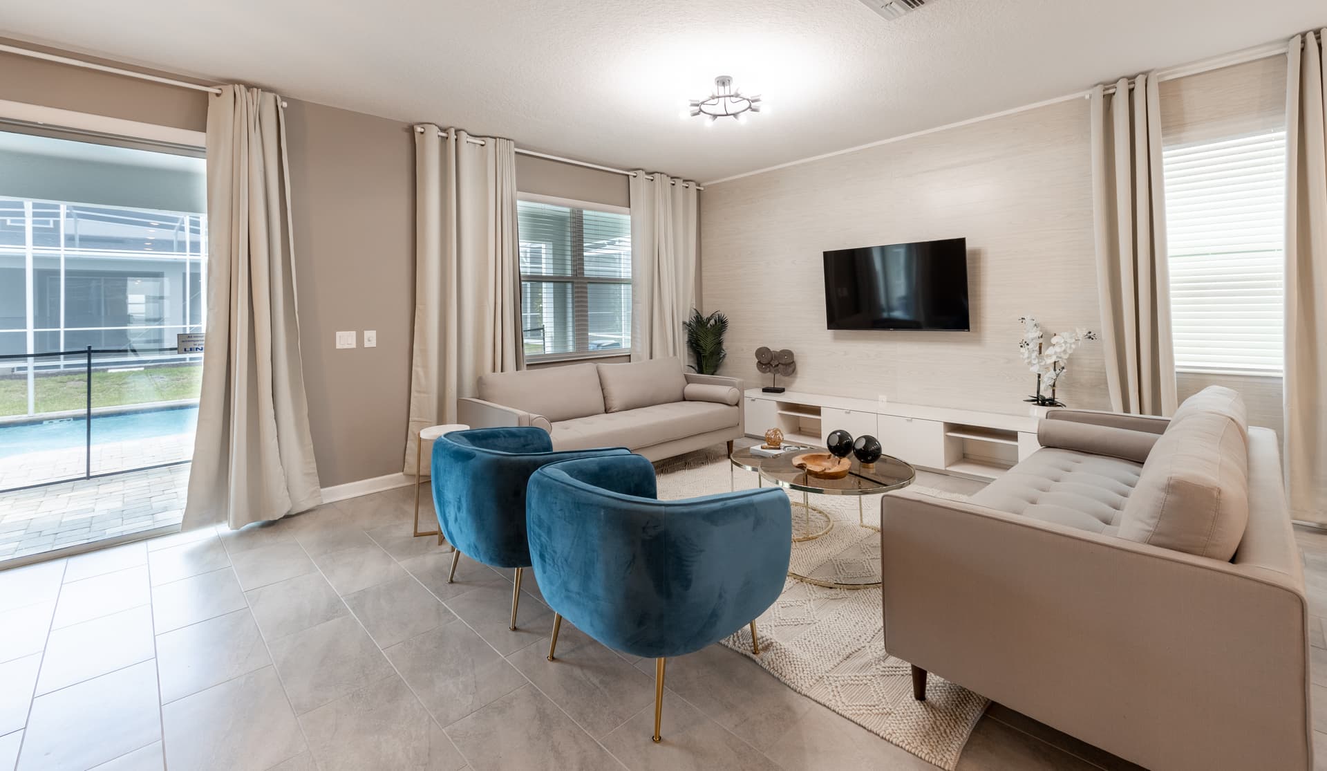 Modern Retreat at Champions Gate - Image 3