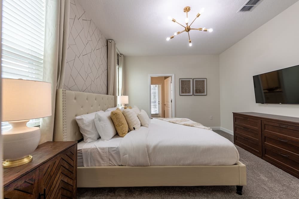 Grand Everglade - Image 19