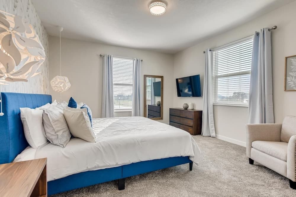 Fairway and Fountain - Image 21