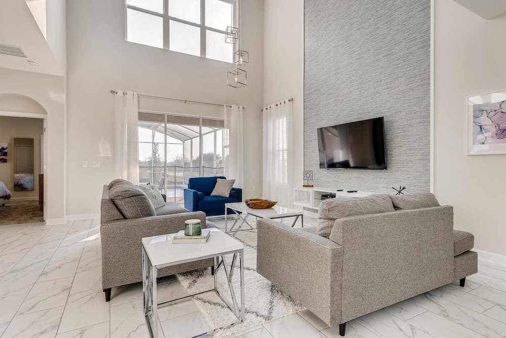 Fairway and Fountain - Image 8