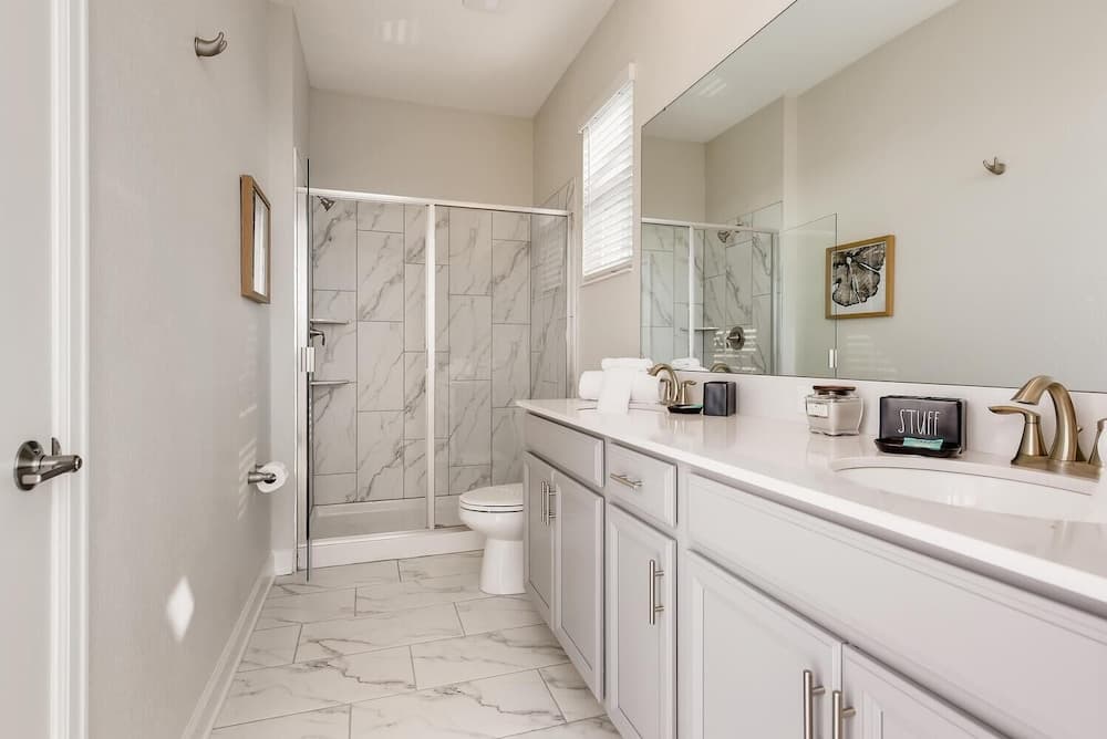 Fairway and Fountain - Image 25