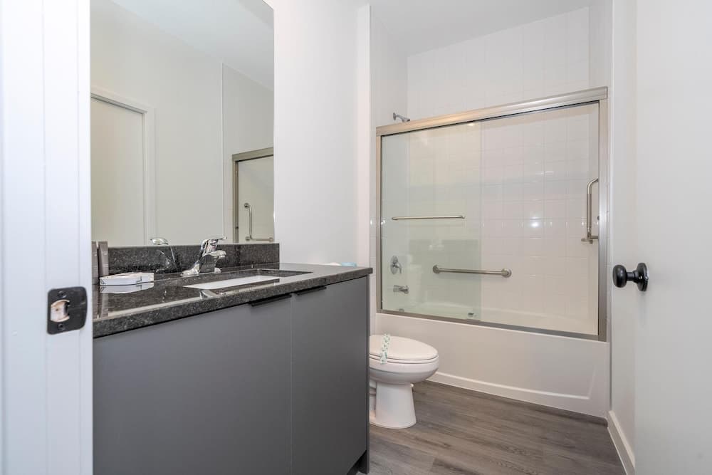 Hub Paradise - Image 42