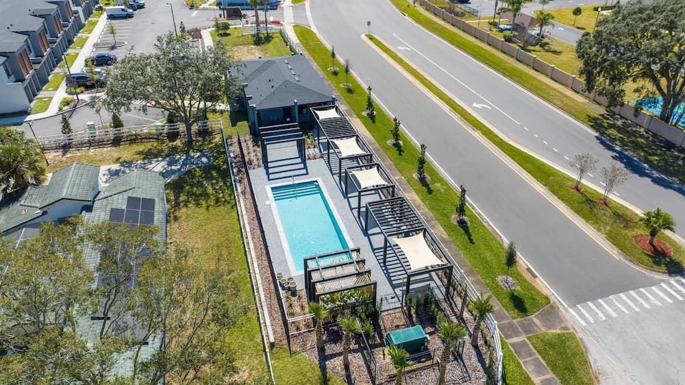 Hub Paradise - Image 59