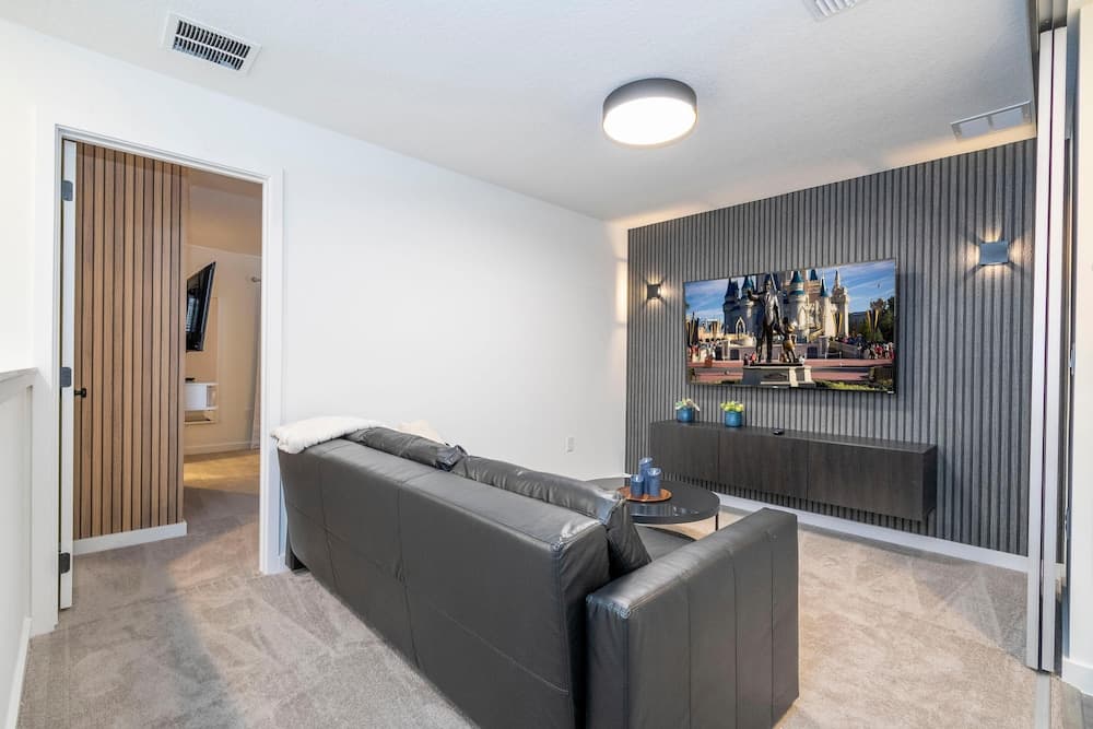 Hub Paradise - Image 2