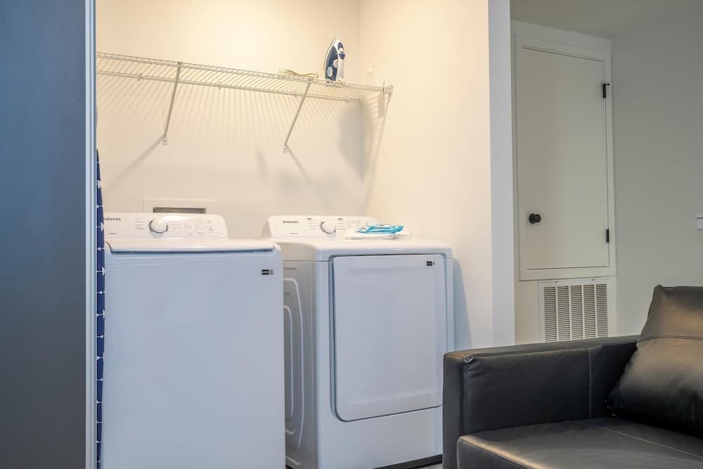 Hub Paradise - Image 48