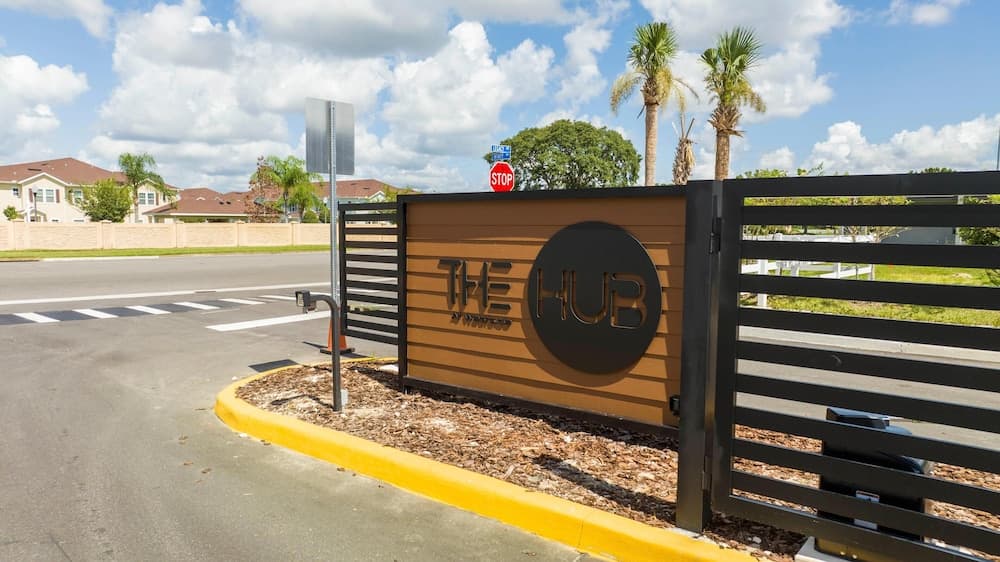 Hub Paradise - Image 53