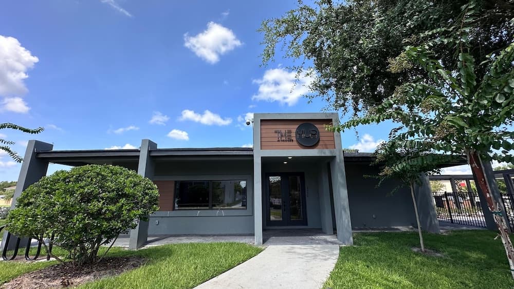 Hub Paradise - Image 50