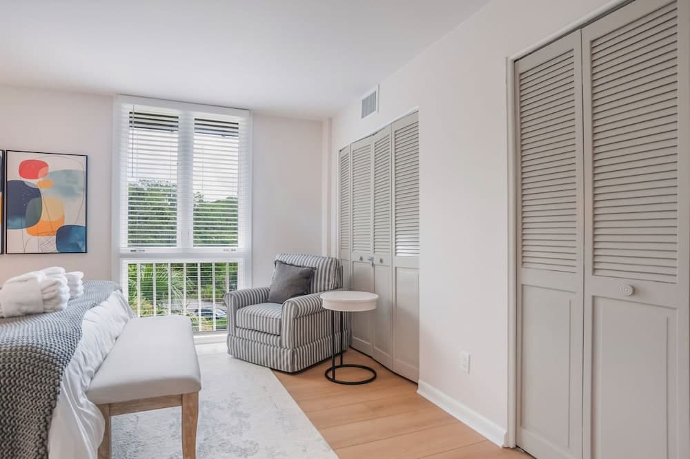 Ketch Court Villa #883 - Image 10