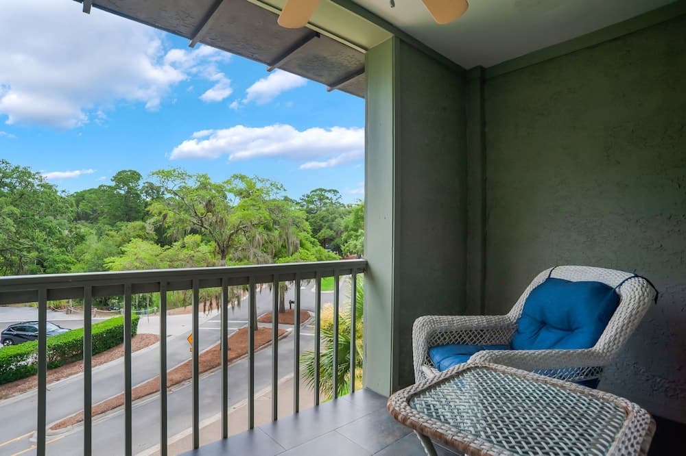 Ketch Court Villa #883 - Image 2