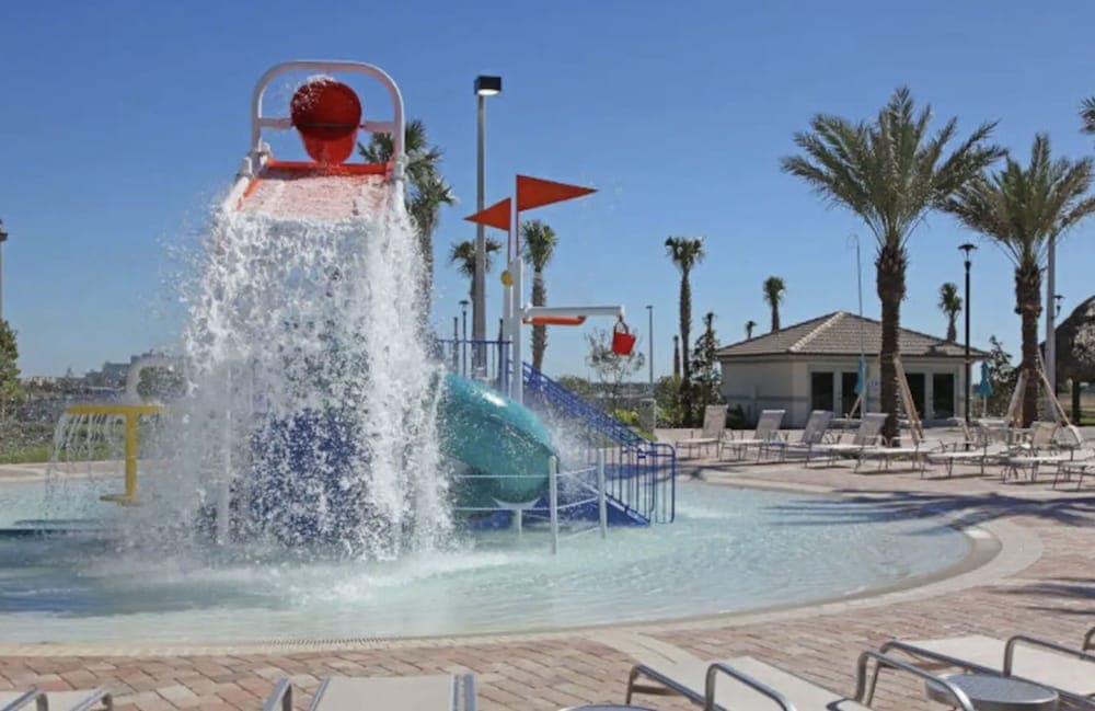 Minnie Champion #8933 - Image 36