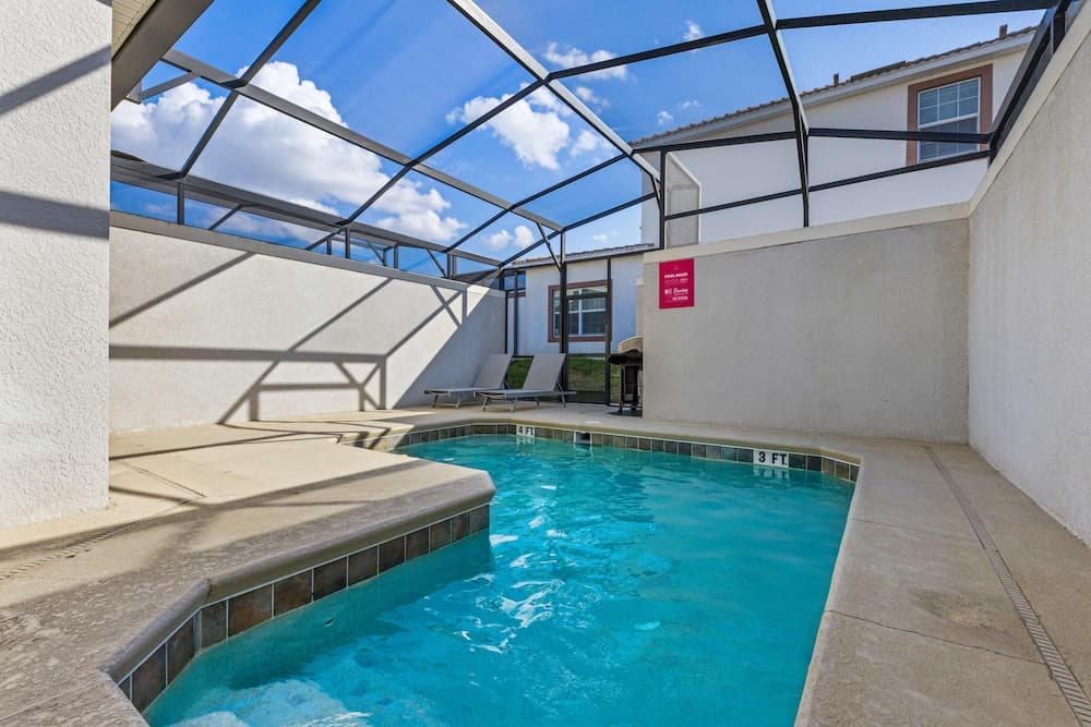 Stinger DreamScape Villa - Image 2