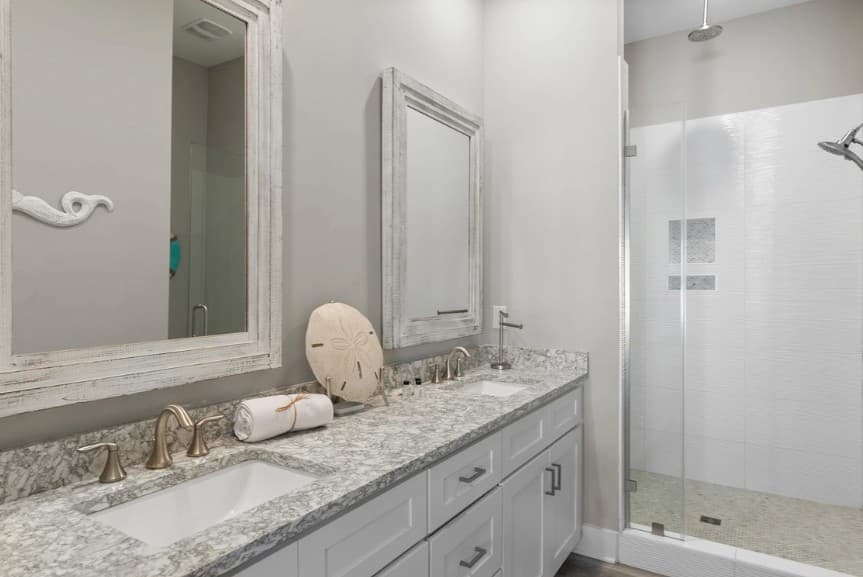 White Sands - Image 21