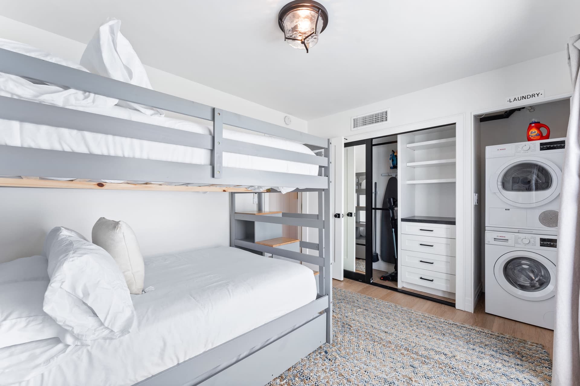 Mission Beach Suites - Image 67