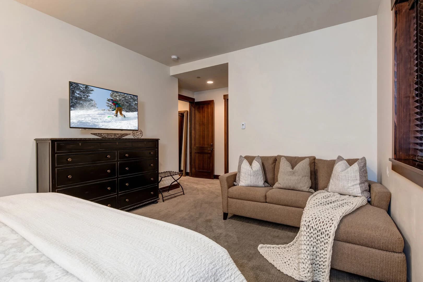 Fredericks Home - Image 30