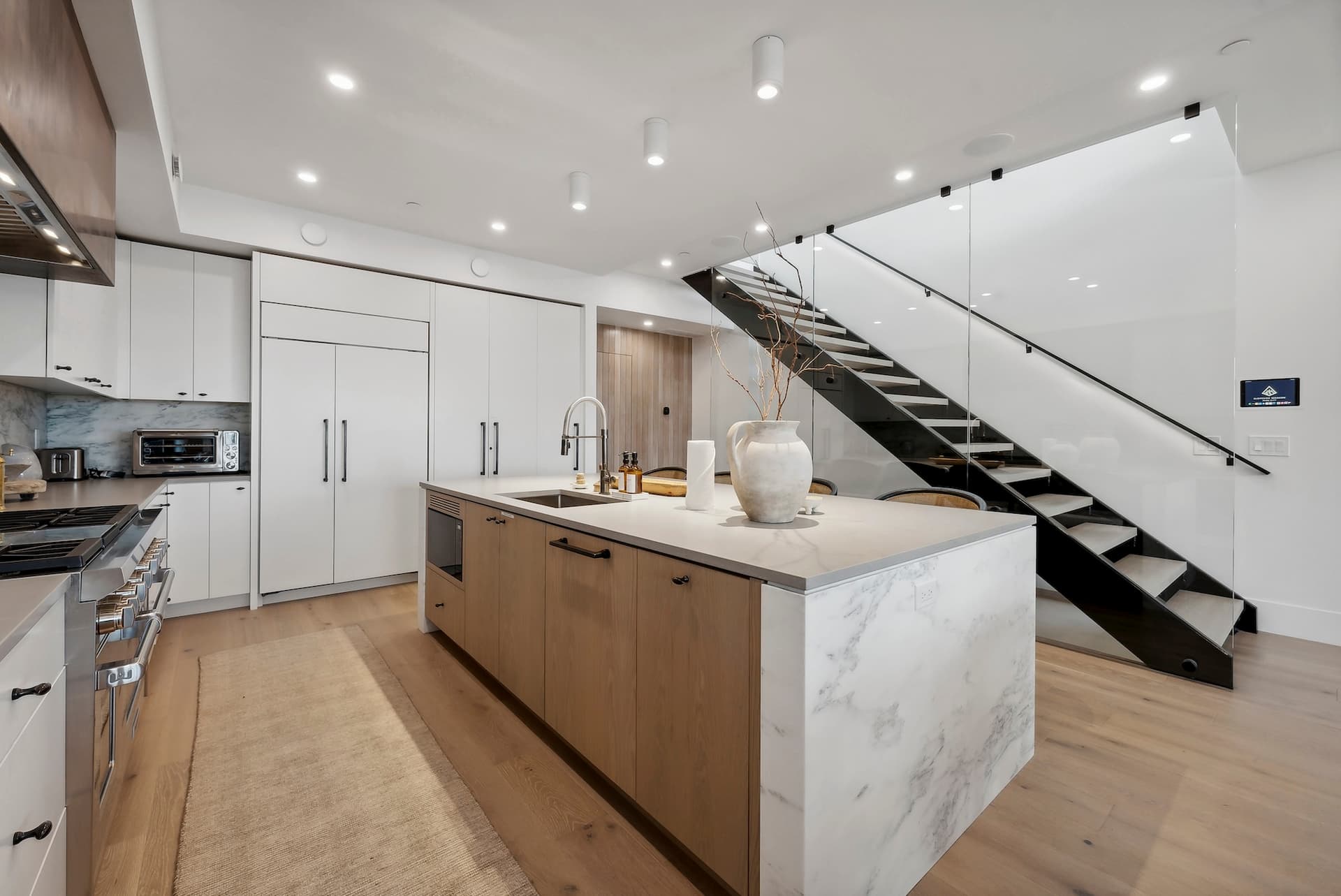 Slopeside Modern in Kings Crown - Image 2