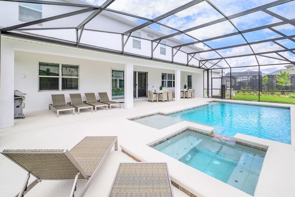 Magic Mansion - Image 1