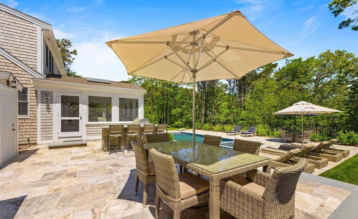 Barefoot Bungalow - Image 32