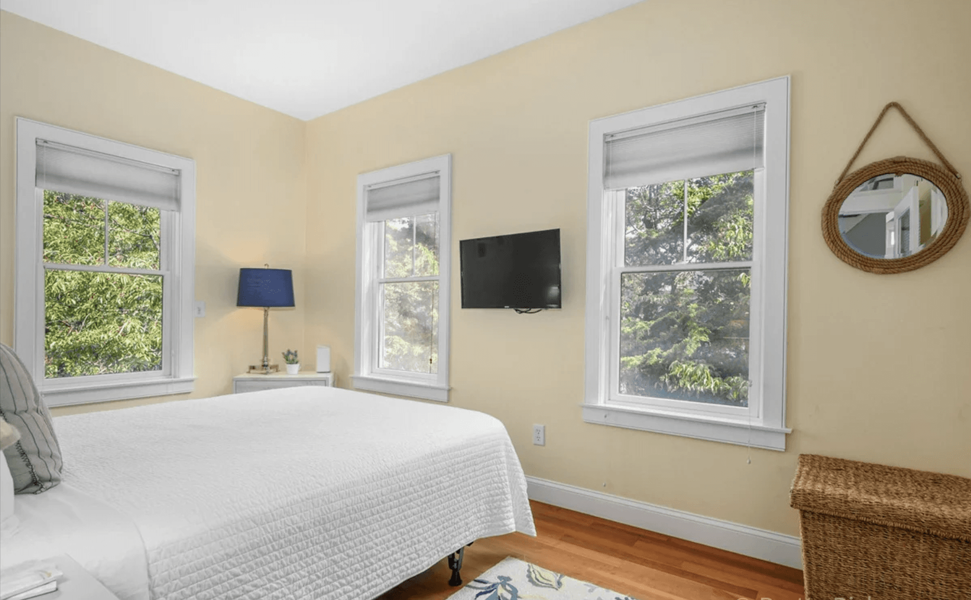 Bay Break - Image 14