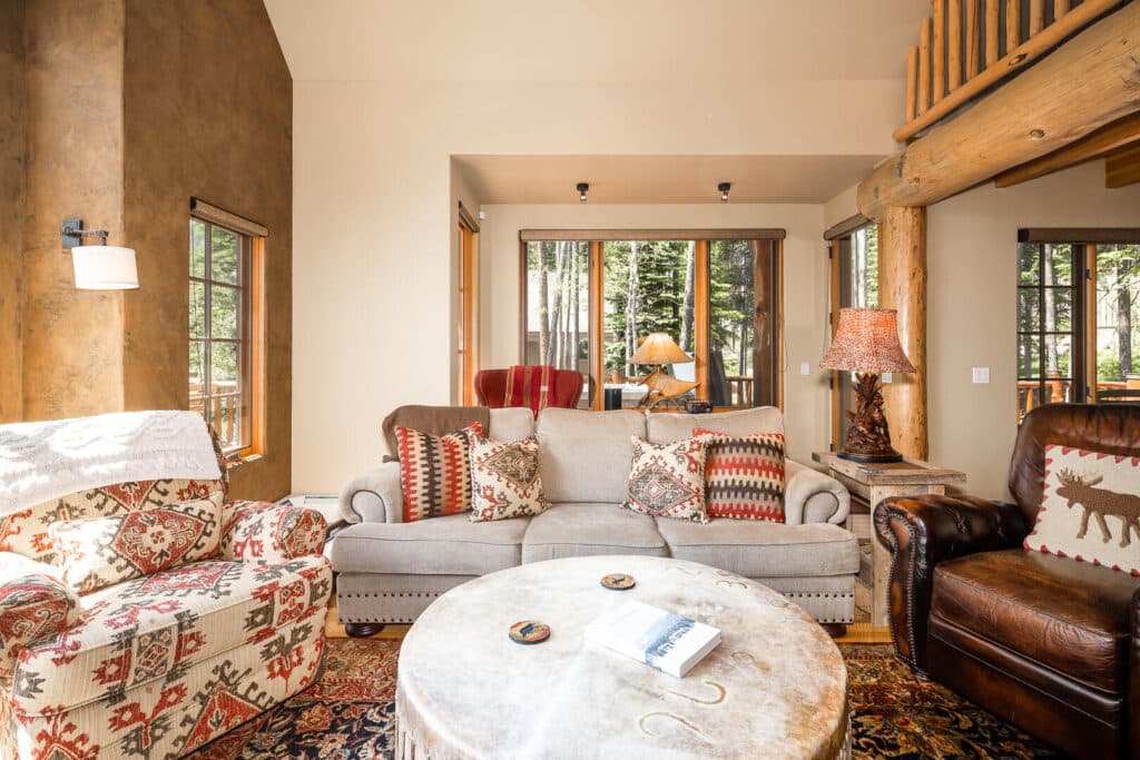 Full Moon House - Image 3