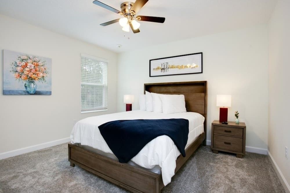 Lake Edge - Image 30