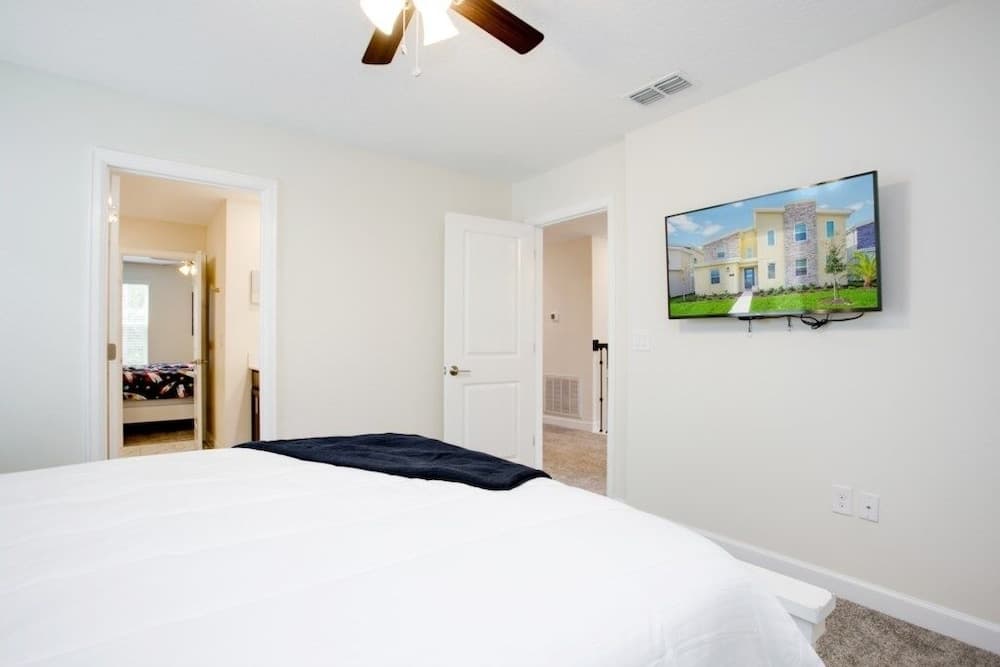 Lake Edge - Image 35