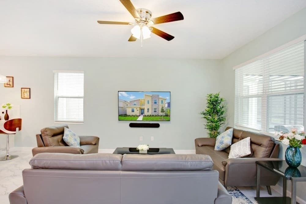 Lake Edge - Image 16