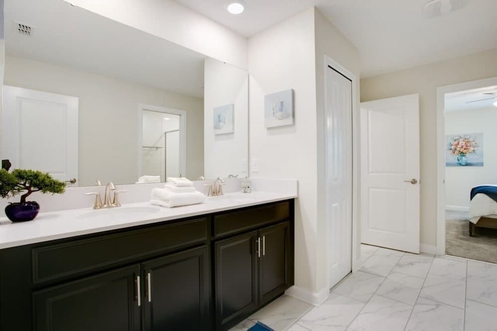 Lake Edge - Image 46