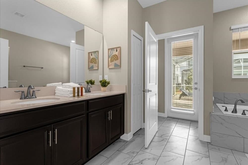 Sunny Nine - Image 46