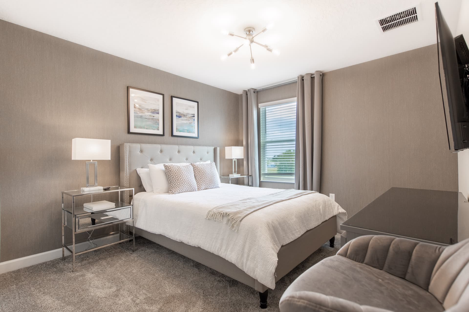 Oasis Dream - Image 25