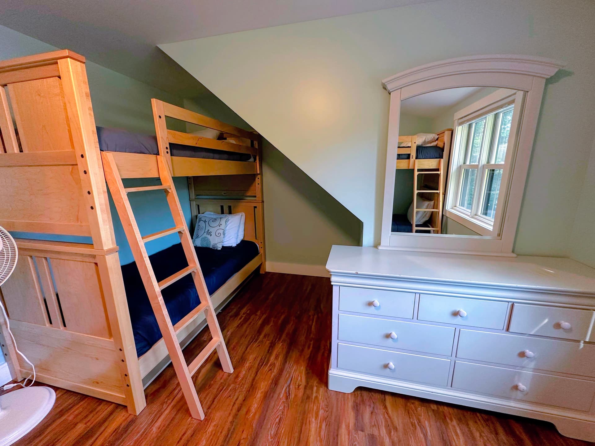 Forest Lake Oasis - Image 31