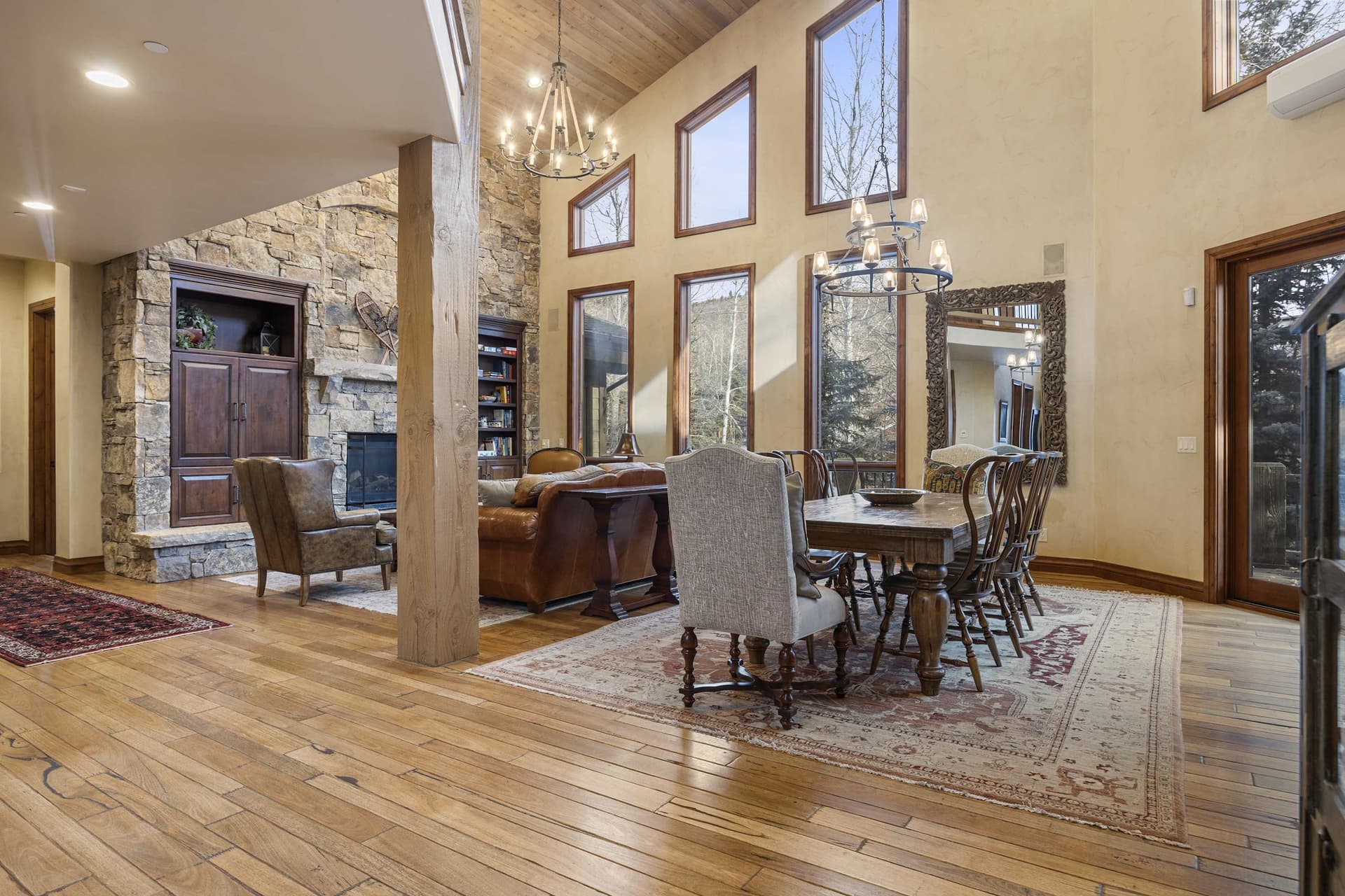 Luxury Mountain Retreat - Image 3