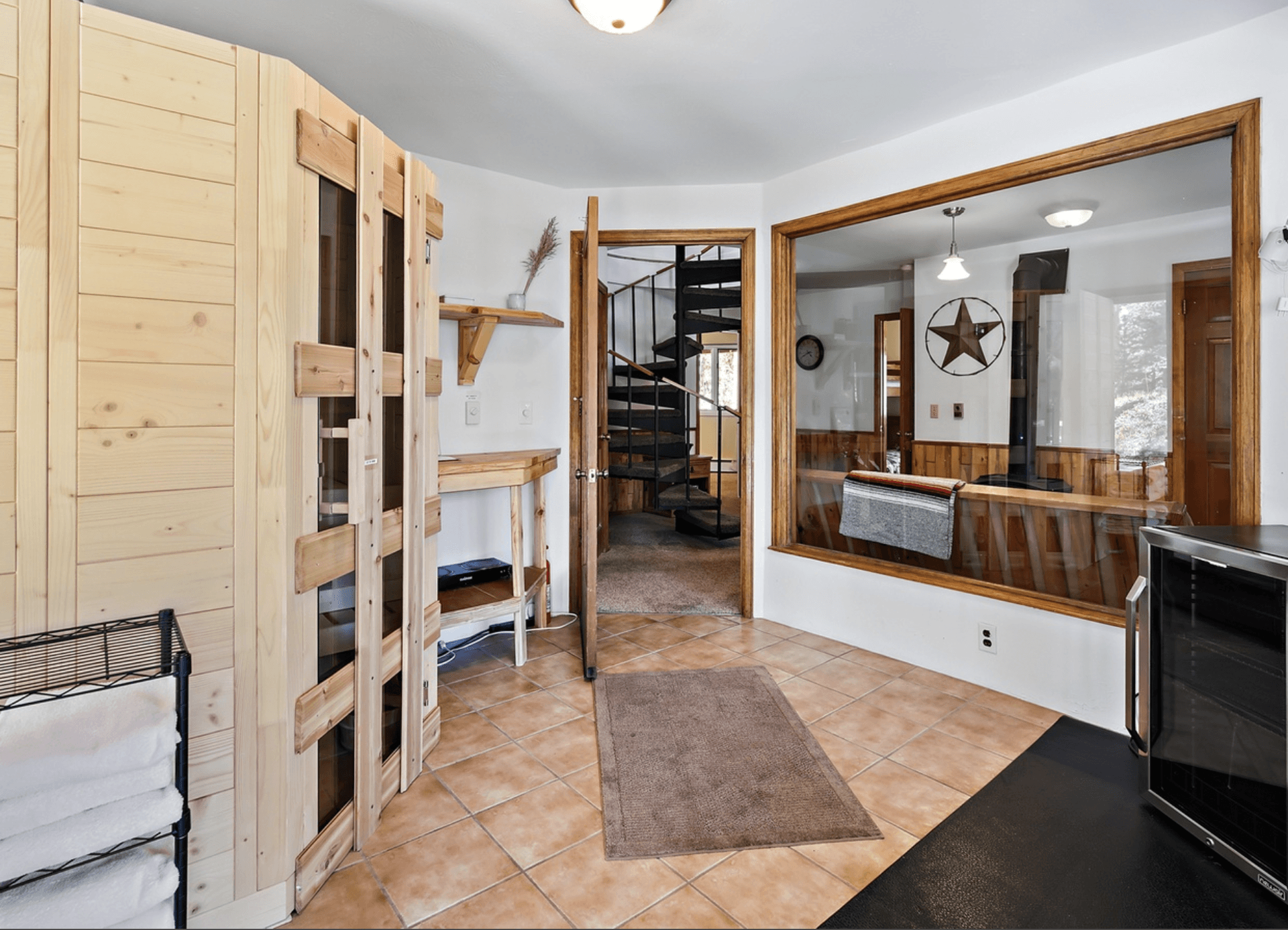 Sapphire Chalet - Image 21