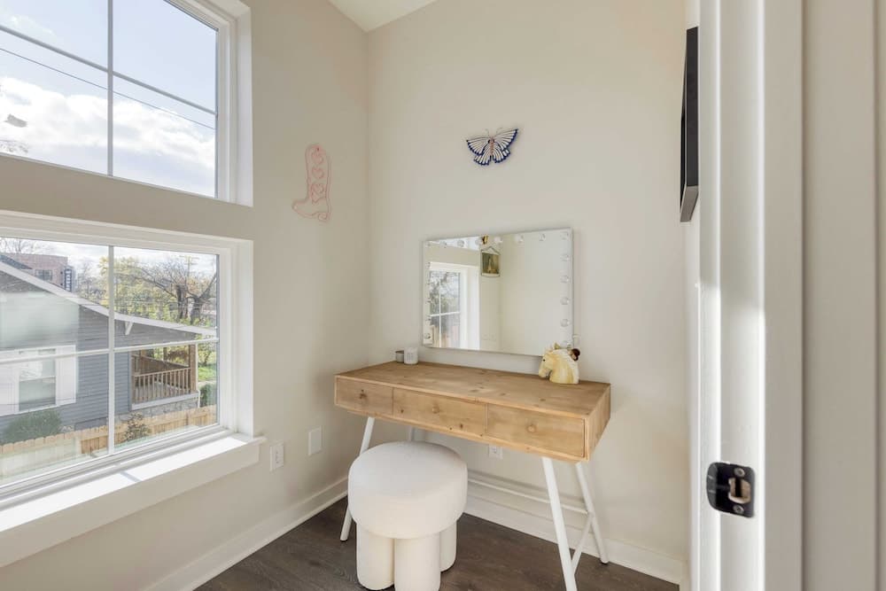 98 Degrees - Image 12