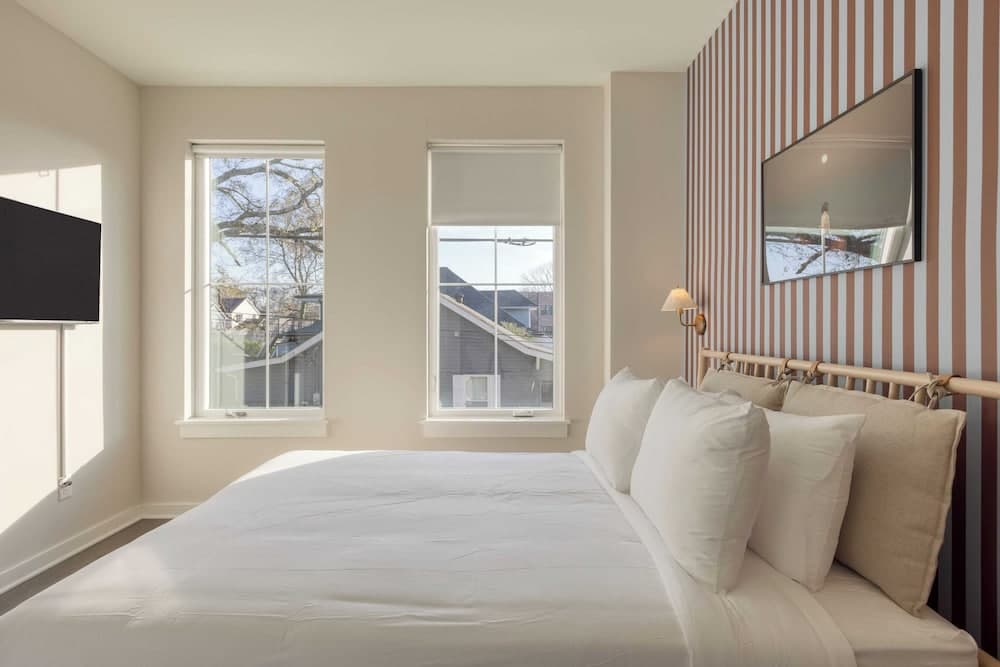 98 Degrees - Image 19