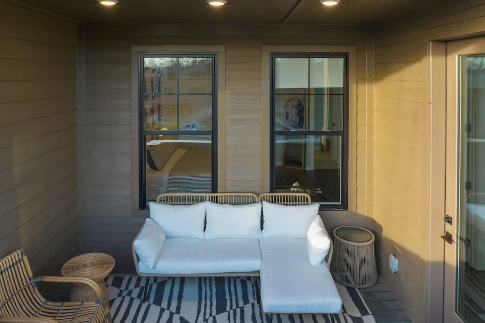 98 Degrees - Image 24