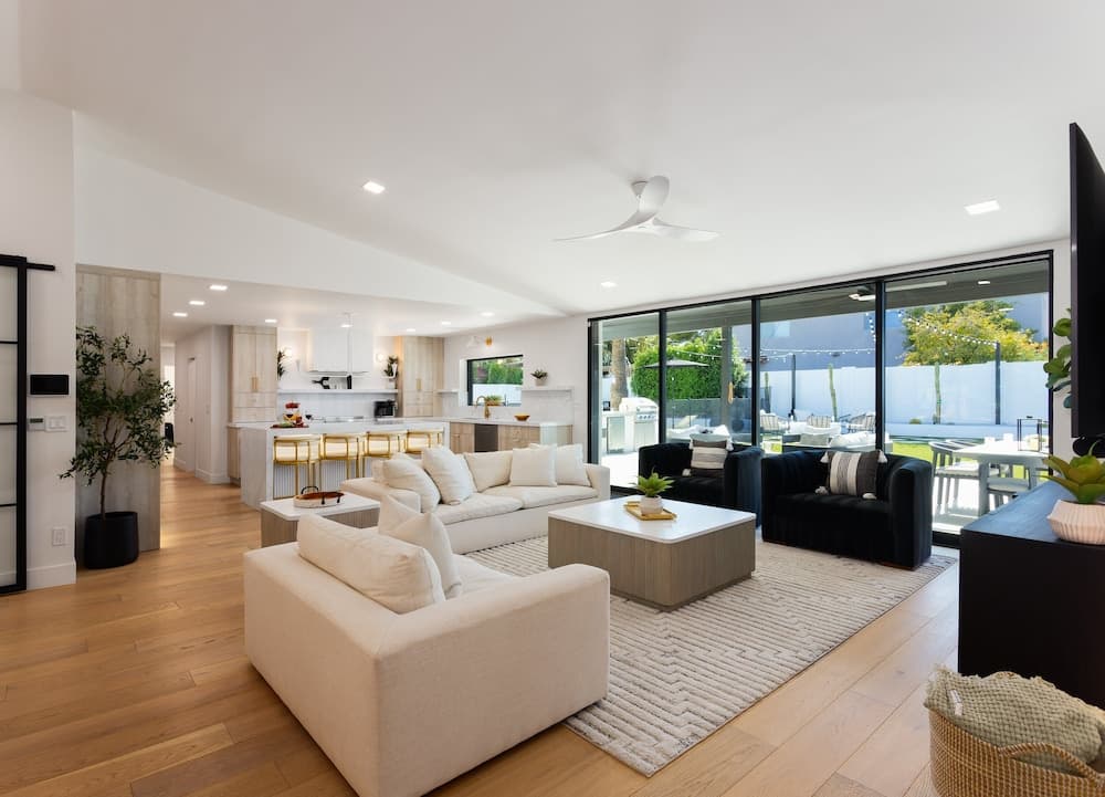 D&G Retreat - Image 1