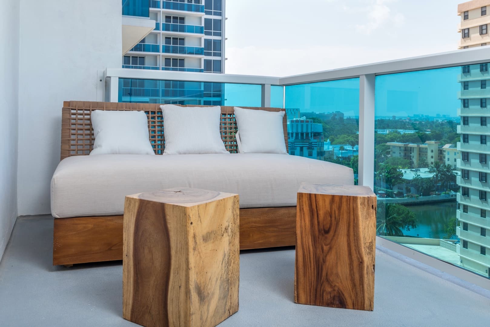 1 Hotel & Homes Condo #1015 - Image 18