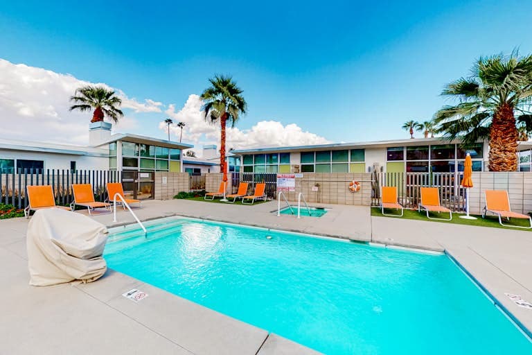 Cerritos Style - Image 3