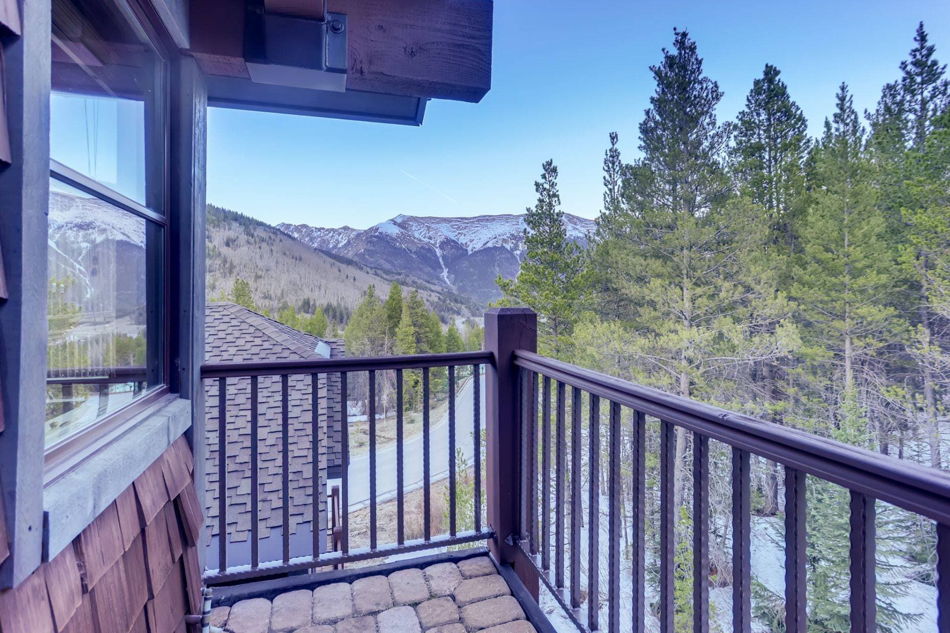 Snowy Pines House - Image 27