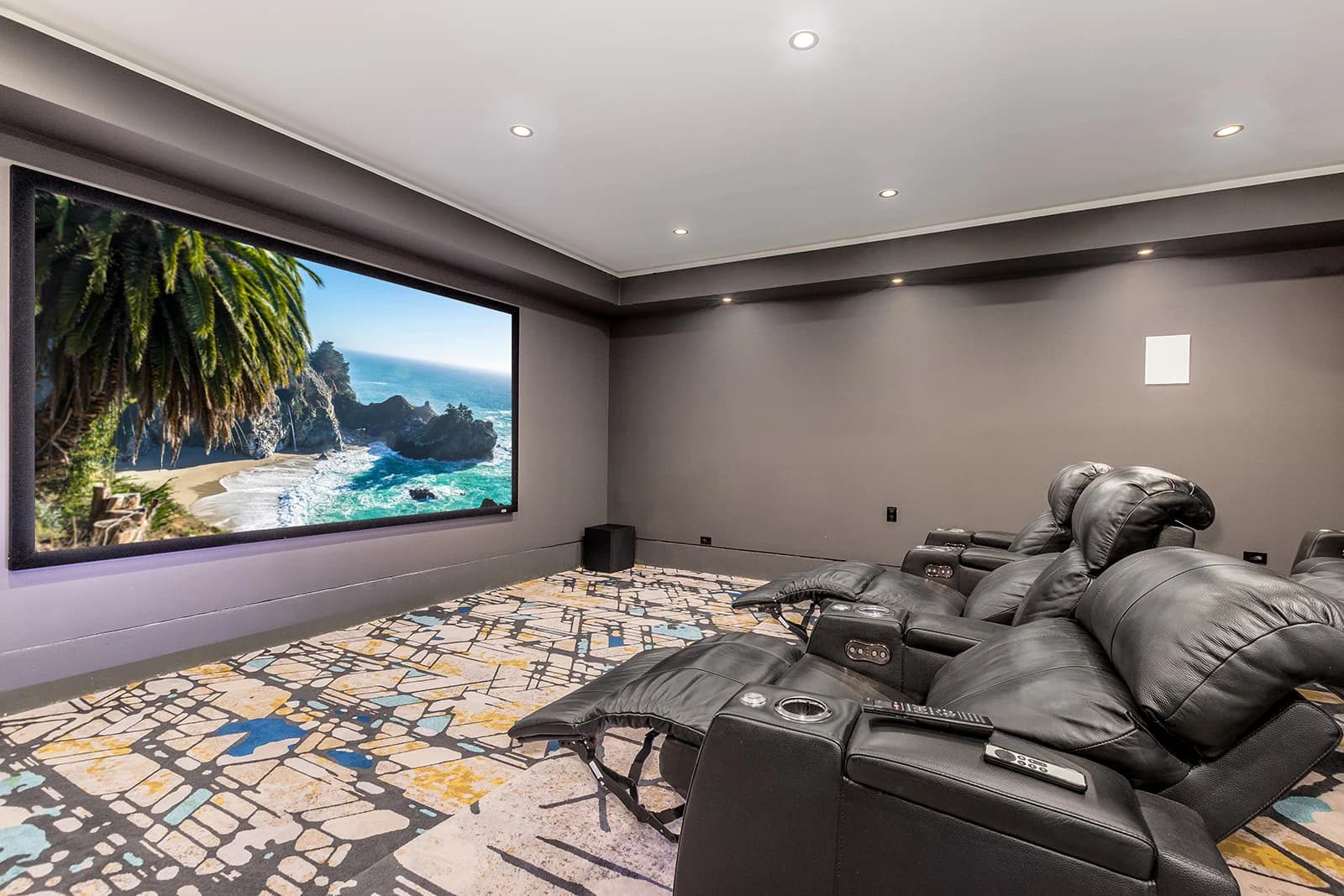 Camelback Manor - Image 96