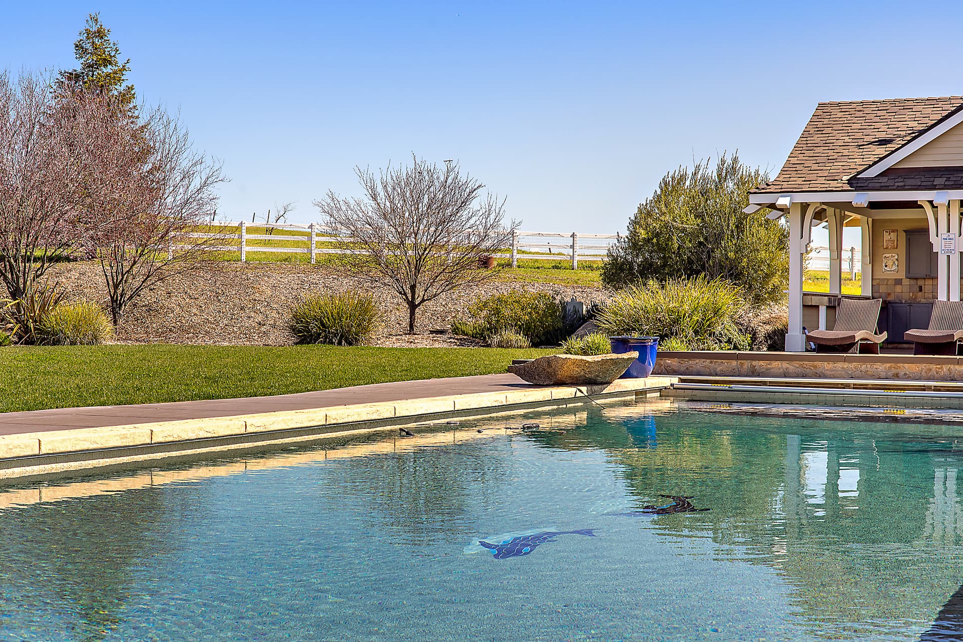 Frontier Main and Guest House - Image 46