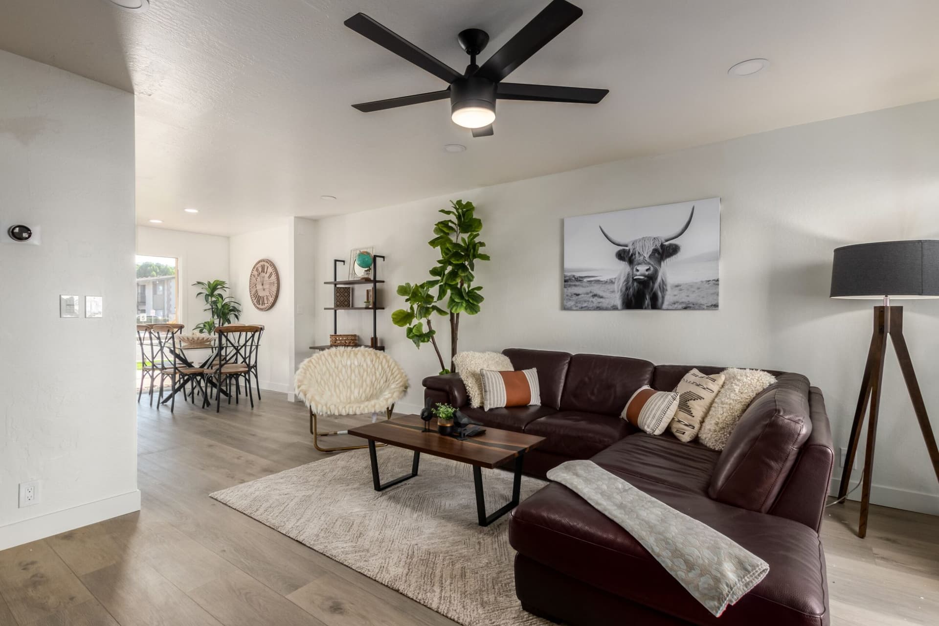 Camelback Townhouse - Image 15