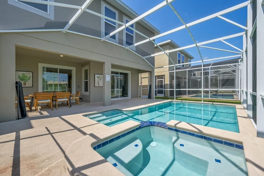 Monarch Fairway - Image 1